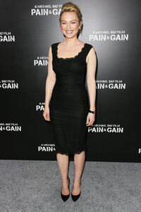 Sophia+Myles+Arrivals+Pain+Gain+Premiere+pZkLph_7vFvx.jpg