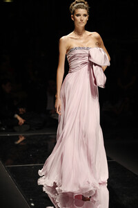 1416084991_ElieSaab2008HauteCouture211.thumb.jpg.e8bc7a99be841188daecfb4a4208447a.jpg