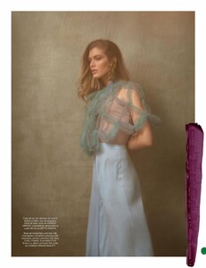 Harpers Bazaar Espana 04.2022es-page-015.jpg