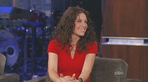 169720592_EvangelineLilly_JimmyKimmelLive2010_01_146_122_148lo.jpg