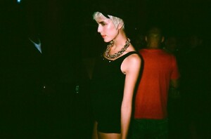 deyn 88767.jpg
