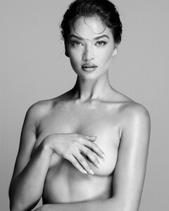 Shanina Shaik 1.jpg