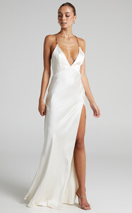 3_-_Cheche_Maxi_plunge_bias_cut_dress_with_chain_straps_in_sat~1.jpg