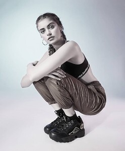2004530571.jpg