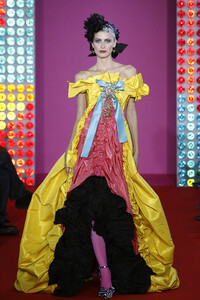 2007473549_ChristianLacroix2008HauteCouture240.thumb.jpg.6dc2ffcdce30d59503a0699ad1b31096.jpg