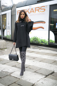 2016_025512-Olivia-Gama-17112016-1.thumb.jpg.9bfb7bfdf6383670ac9b065b9dde7bb7.jpg