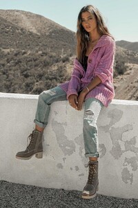 7.20CasitaEDITED_Product-21_b3a4c376-f433-44a6-b78e-9e2cceeb0e2a lexi bhardwaj.jpg