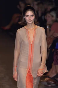 Nousa s01aFerretti-3t.jpg