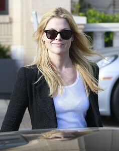 Ali+Larter+Ali+Larter+Out+Shopping+Barneys+zgu63Z0M56wx.jpg