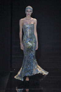 217363306_GiorgioArmaniPrive2005HauteCouture140SS.thumb.jpg.6f192d3475f8ecf9361d834b869376ad.jpg