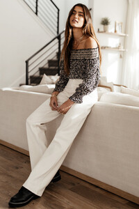 1.13Housept2_143of213_900x lexi bhardwaj.jpg