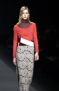 250305696_Missoni2001WomenRTW32.thumb.jpg.98d69edf004d1b3ec5b05ec80a35f940.jpg