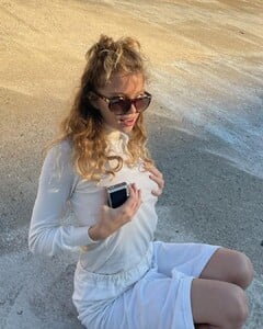 269718272_235020455310137_7519087495872284450_n.jpg