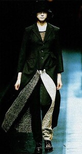 309322371_MarieClaireJapan1995AugustDesigner1(5).thumb.jpg.82552e2ff2fd20be41818abf8c6e0e1f.jpg