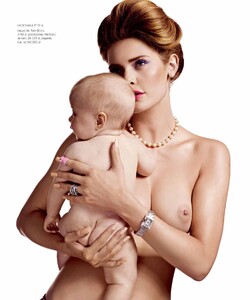 32001419_Baby-Boom-Ola-Kowal-by-Zuza-Bartek-for-Harpers-Bazaar-Polska-Poland-November-2013-2.thumb.jpg.c647309d5abf6e9dfe6c3137bf7723b9.jpg