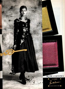 393748705_MarieClaireJapan1990Dec(21).thumb.jpg.66714617561190ce8635111ec741aebf.jpg