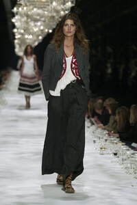 446923823_DriesVanNoten2005WomenRTW84.thumb.jpg.c606e5682447aa96b8c0ff8b5dc04423.jpg