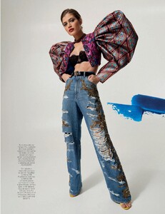 Harpers Bazaar Espana 04.2022es-page-009.jpg