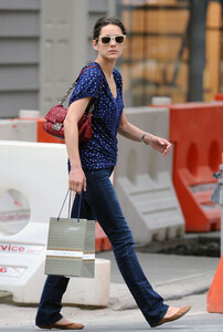 Cotillard+s+opens+her+purchase+eu2ofdIlfUal.jpg