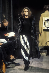 634595135_MarniFall19987.thumb.jpg.d69427d2f56d71007915d31513195b57.jpg