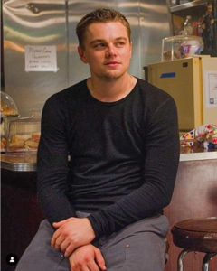 780160310_Screenshot2022-03-16at15-47-27LeonardoDiCaprioFanPageaufInstagramLeobehindthescenesofthemovieTheDeparted...leonardodicaprioleodicaprio.thumb.png.06e1a75d5dc1efcd82c7463e8245ed2d.png