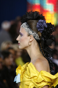 861159255_ChristianLacroix2008HauteCouture248.thumb.jpg.151c09882ed65f7d1e782d15e72ab34c.jpg