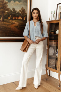 1.6Housept2_288of428_900x lexi bhardwaj.jpg