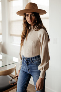 1.13Housept4_13of147_2_900x lexi bhardwaj.jpg