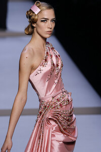 911986042_ChristianDior2007WomenRTW183.thumb.jpg.605f966886aa22f2bd08d5e5c57ec244.jpg
