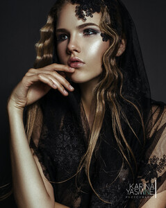 97-annette-g-main-book.jpg