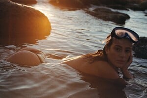 Alejandra-Guilmant-by-Andy-Noel-Teagan-Butler-16.thumb.jpg.7f25366aec8847d4f9fe5ef5c35a8be7.jpg