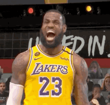 B9E16A6D-221F-46D2-A62A-2F34AE428078.gif.417978c5fe4d708d249368e50a7b885f.gif
