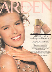 ElizabethArdenLiposomenAdCpDe0390.thumb.jpg.8f034539a07a77ce7a496a61b1ae2497.jpg