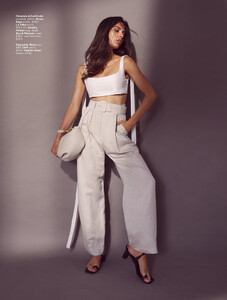 Fashion_Quarterly_Magazine_-_Summer_2021_-_Image_2_800x.thumb.jpg.1edd2fe232066e64456172ecf3e9e4aa.jpg