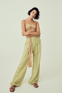 Hansen-_-Gretel_s01_0027PALMA-WRAP-TOP_JOSIAH-PANT_-1-scaled.jpg