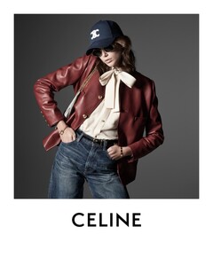 Kaia-Gerber-Celine-Summer-2022-Campaign004.thumb.jpg.ca44402bd7cedb044d05821a34610c5b.jpg