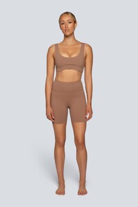 Lahana_basil_archer_brown_front_1_b0907c5f-ae87-4f24-b37a-ce6e3d1baebc_5000x.jpg