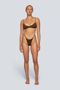 Lahana_chia_brown_front_1_5000x.jpg