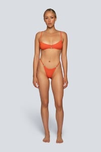 Lahana_chia_orange_front_1_dd123c2c-329a-4952-a2c4-740cf167e0e7_5000x.jpg