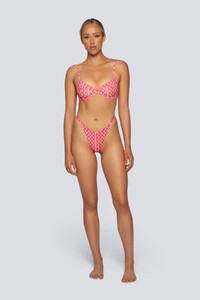 Lahana_felix_pink_wave_front._1_5000x.jpg