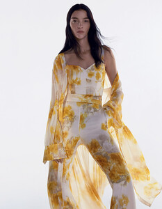 MARELLA-SS22-06.thumb.jpg.1422ef9caa87233e34a8483b600a3b6a.jpg