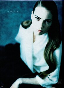 MarieClaire1990May062.thumb.jpg.4b3ec413cce2989926af300f7e72e91d.jpg