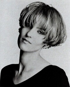MarieClaire1990May069.thumb.jpg.40d15f642a095747fbe8453620b586ad.jpg