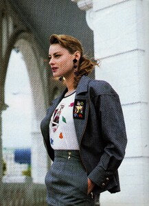 MarieClaireJ1989Mai018.thumb.jpg.647a0fd2ccdb5b8549cb14c54e87146d.jpg