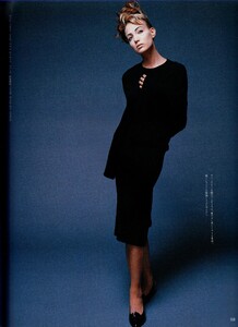 MarieClaireJapan009.thumb.jpg.7689486ce0f203895681c0f7e81ebcc2.jpg