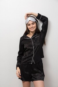 PijamaNoir1_900x.jpg