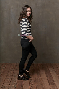 TatianaMaslanyNETexclusive-00010.jpg