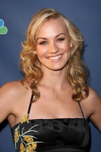 Yvonne_Strahovski_038.jpg