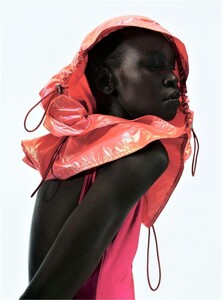 alek-wek-in-the-sunday-times-style-march-6th-2022-by-paola-kudacki-629d6f6aa0069a3d04745ba51e5907190_thumb.jpg