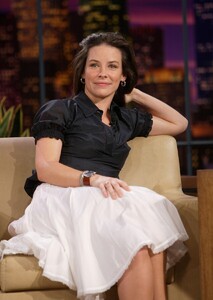 evangeline-lilly_apmaf02tcfa.jpg